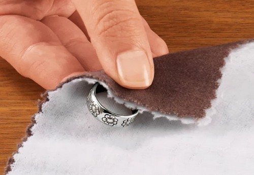 Как очистить серебро от черноты в домашних условиях