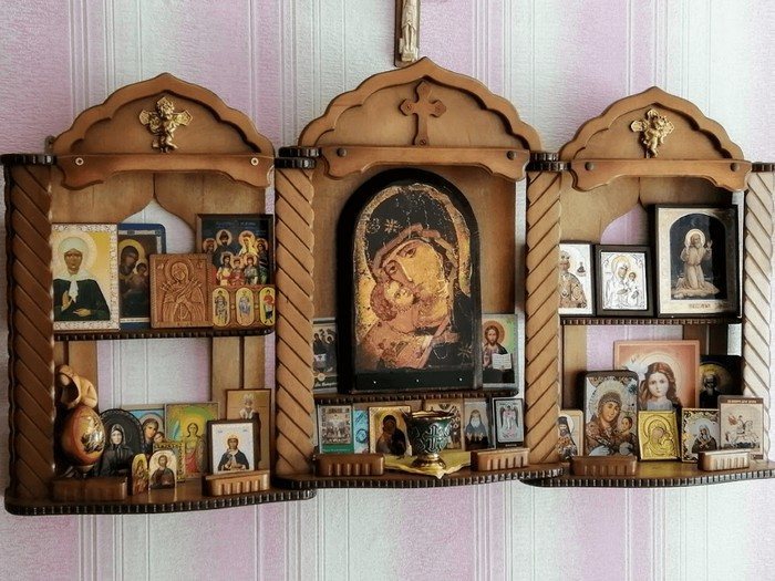 Православный иконостас: изучаем храмовый, устраиваем домашний